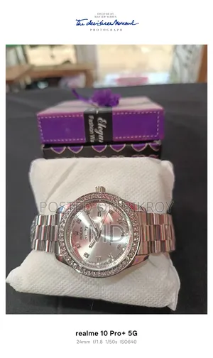 Dhamaka Offer Premium Diamond Stone Watch at Just 150 Taka