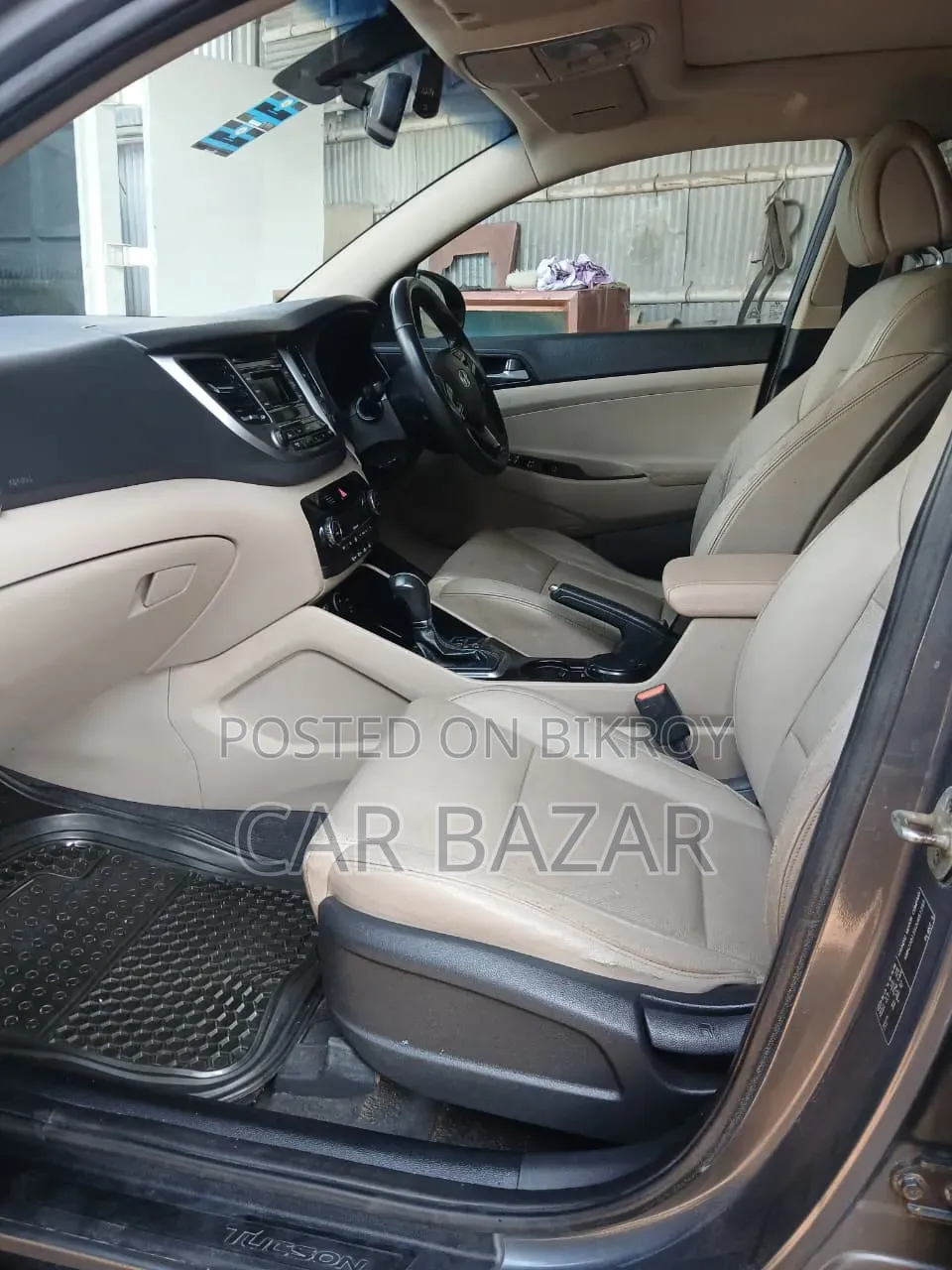 Hyundai Tucson Limited Front-Wheel Drive 2017 Gray