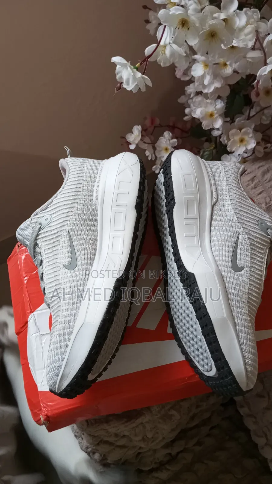 UK Nike Zoom X Invincible 4