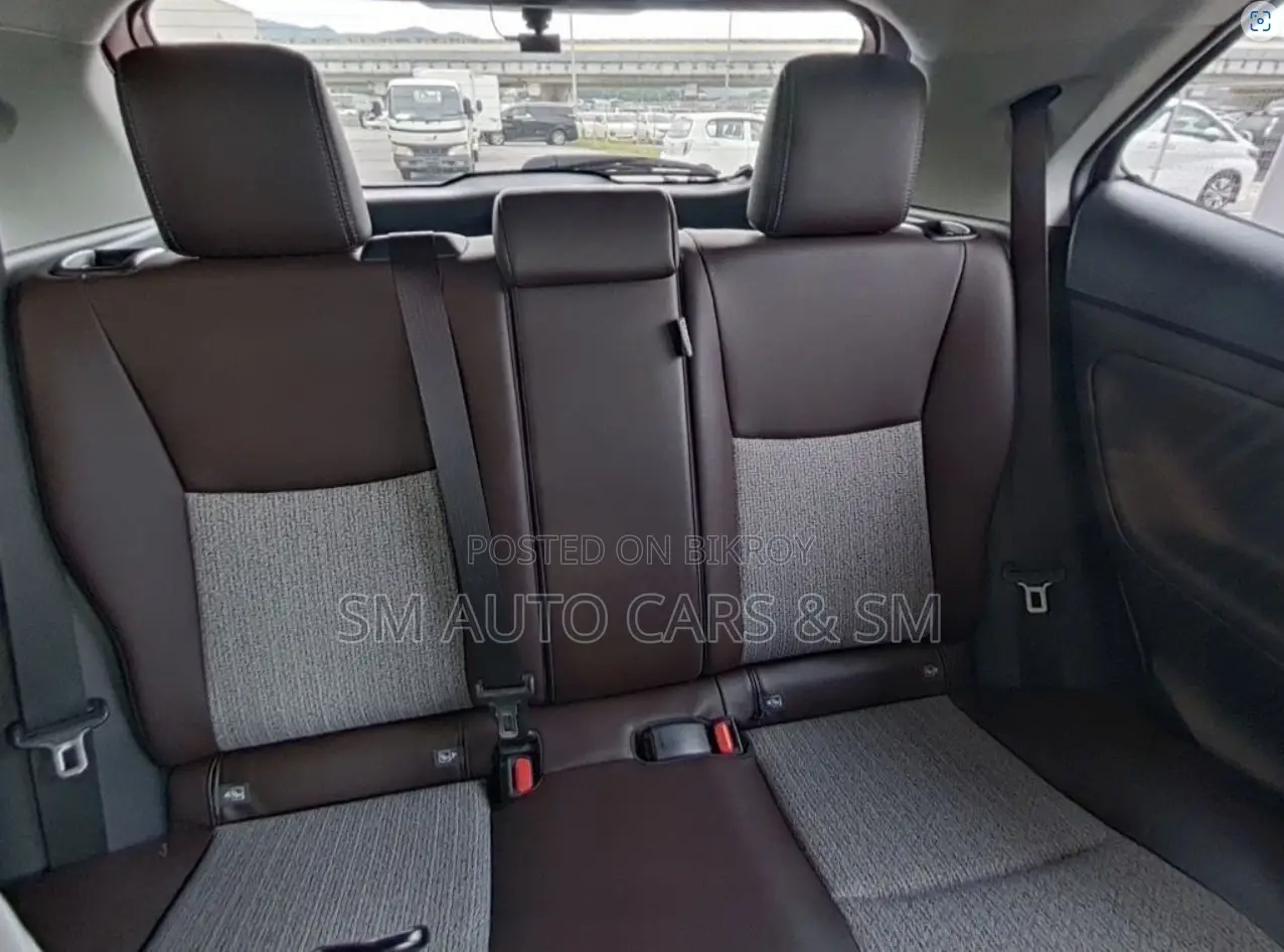 Toyota Yaris Cross 2021 Maroon