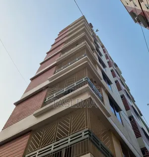 এস্কাটনে ৩ বেডরুমের অ্যাপার্টমেন্ট বিক্রয়