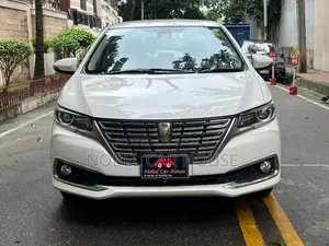 টয়োটা প্রিমিও ২০২০ পার্ল
