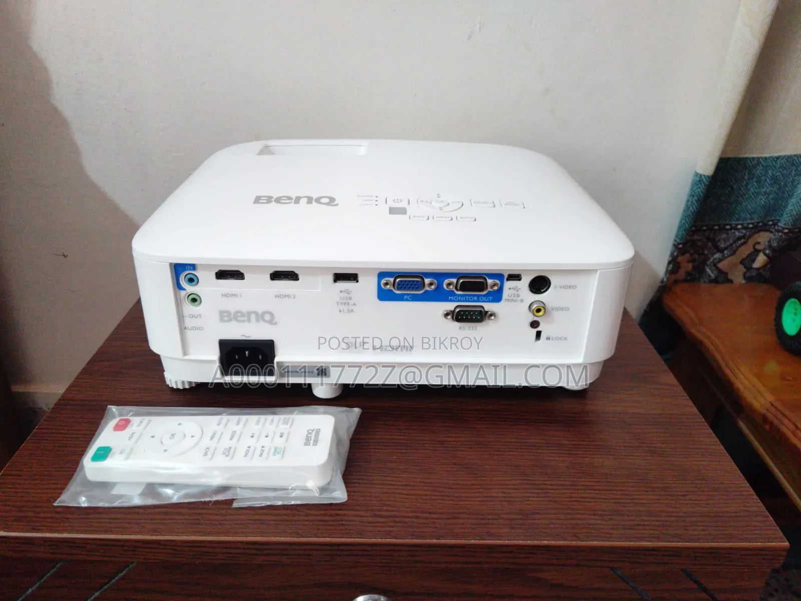 Benq Mx560 DLP 4000 Ansi Lumens Projector