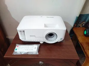 Benq Mx560 DLP 4000 Ansi Lumens Projector