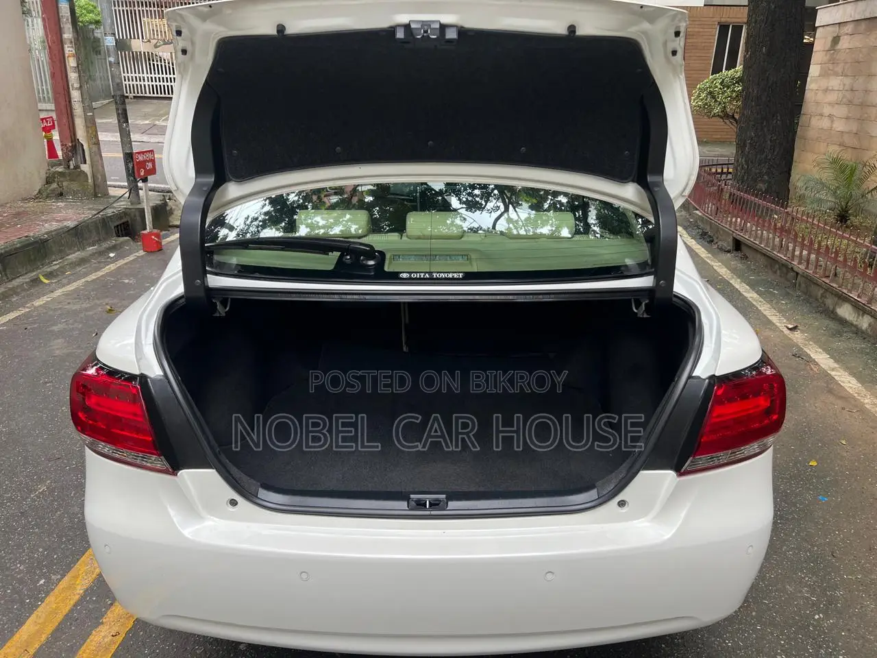 Toyota Premio 2020 Pearl
