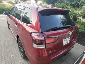 Toyota Corolla Fielder 2018 Red