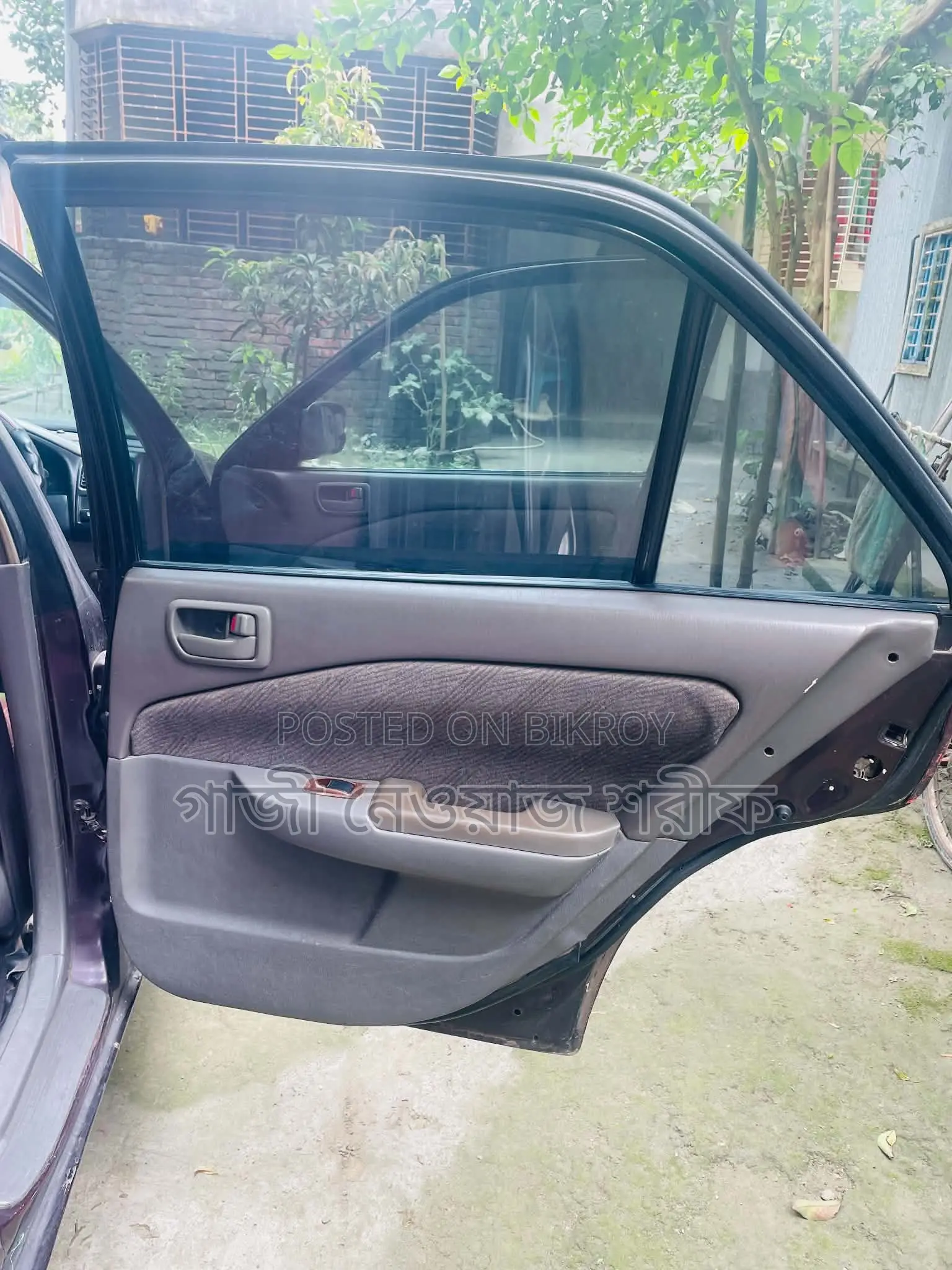 Toyota Corona Premio 2000 Black