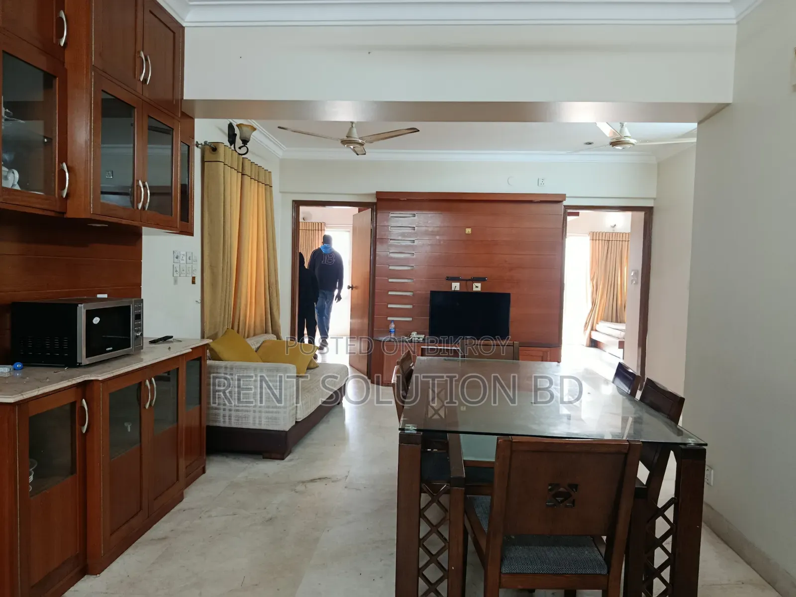 গুলশানে ৩ বেডরুমের ফার্নিশড অ্যাপার্টমেন্ট ভাড়ার জন্য