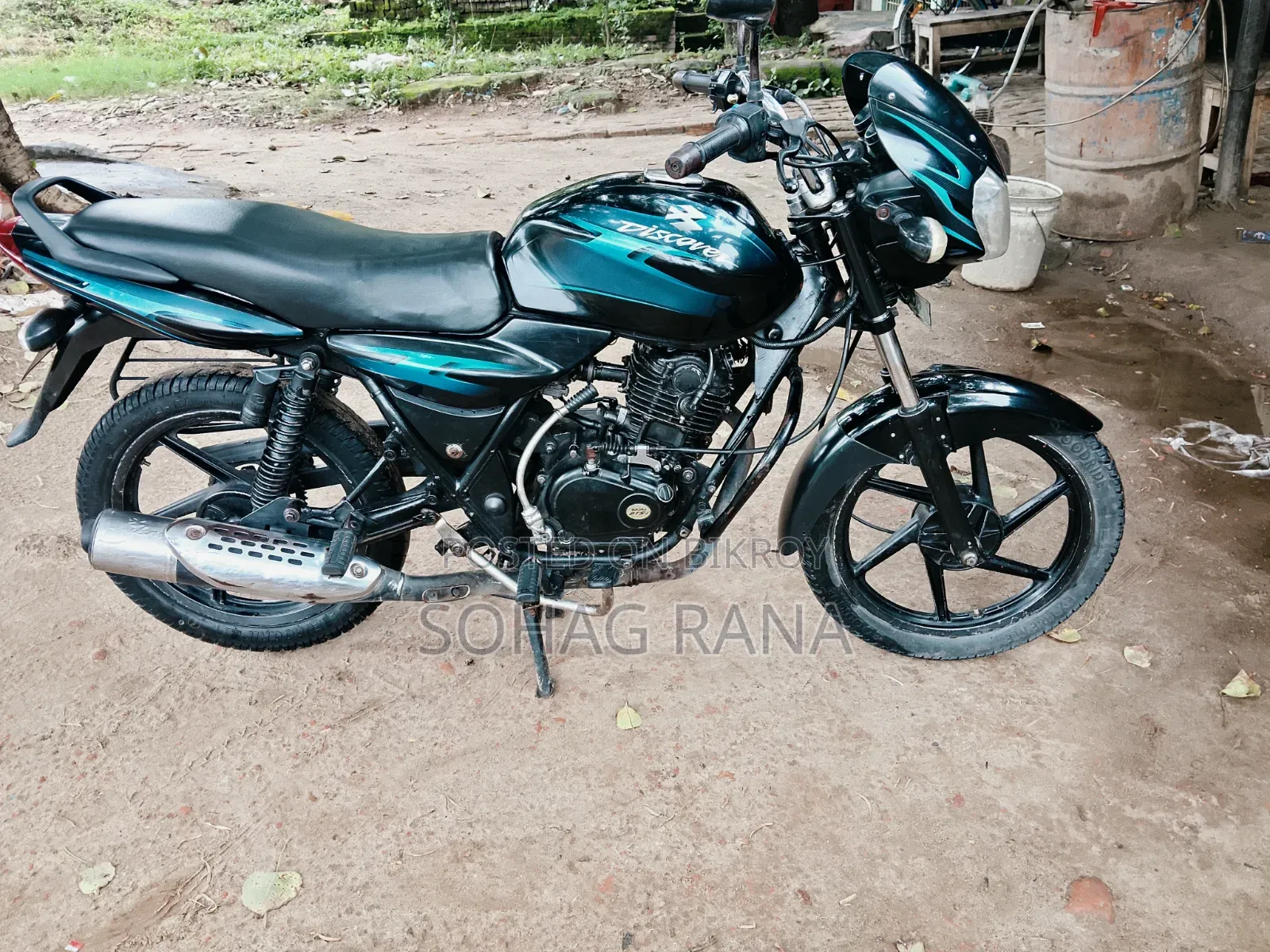 বাজাজ ডিসকভার ১৩৫ ২০০৯ কালো