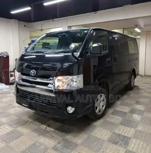 Toyota HiAce 2021 Black