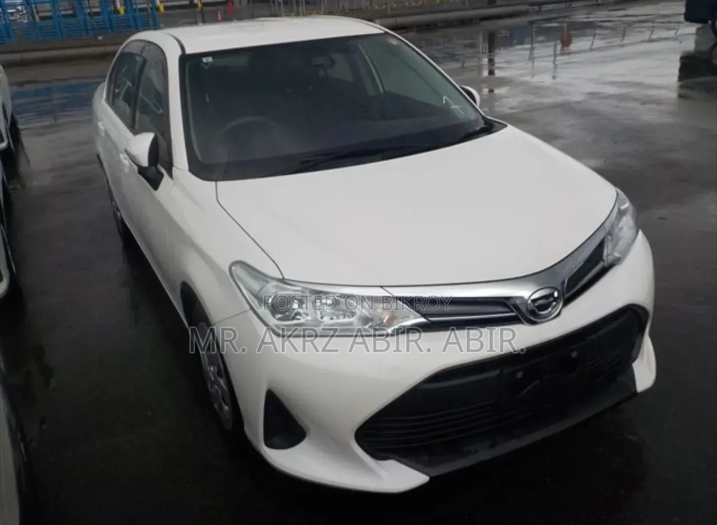টয়োটা অ্যাক্সিও ২০২১ হোয়াইট