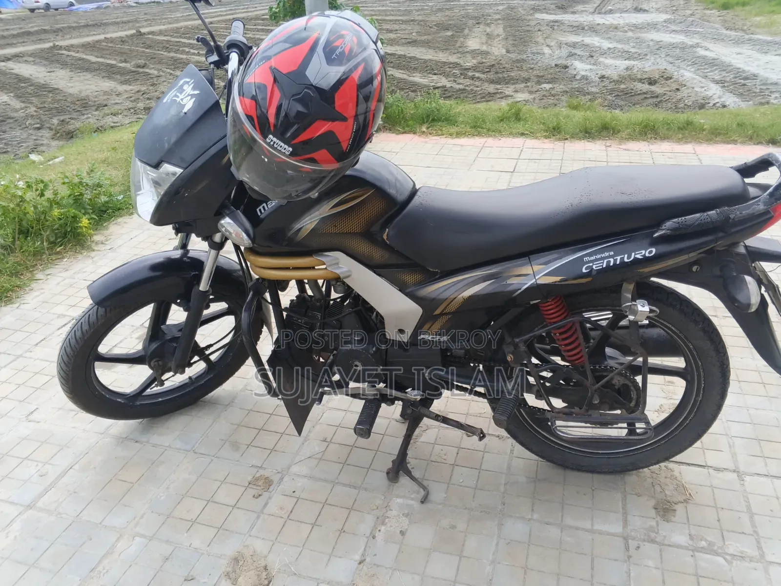 Mahindra Centuro 2016 Black