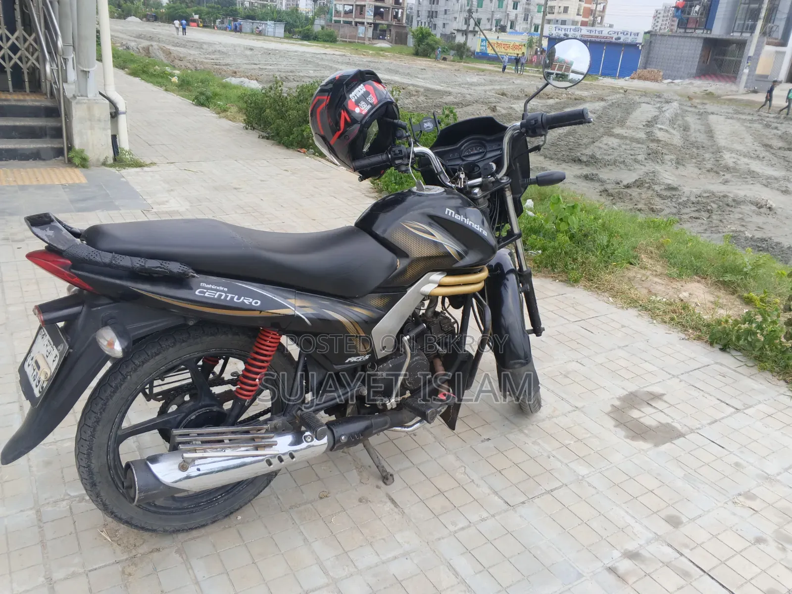 Mahindra Centuro 2016 Black