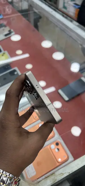 স্যামসাং গ্যালাক্সি এস২১ আল্ট্রা ৫জি ২৫৬ জিবি ব্ল্যাক