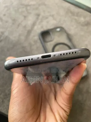 Apple iPhone 11 64 GB Black
