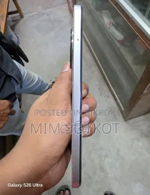 Tecno Spark 30 128 GB White