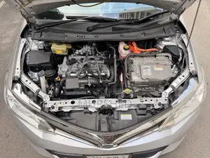 Toyota Axio 1.5 G Two-Wheel Drive 2016 Silver