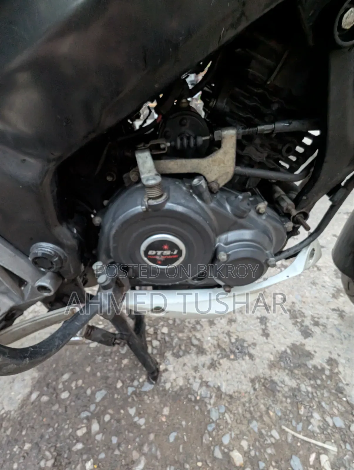 বাজাজ পালসার এনএস ১৬০ ২০১৮ হোয়াইট