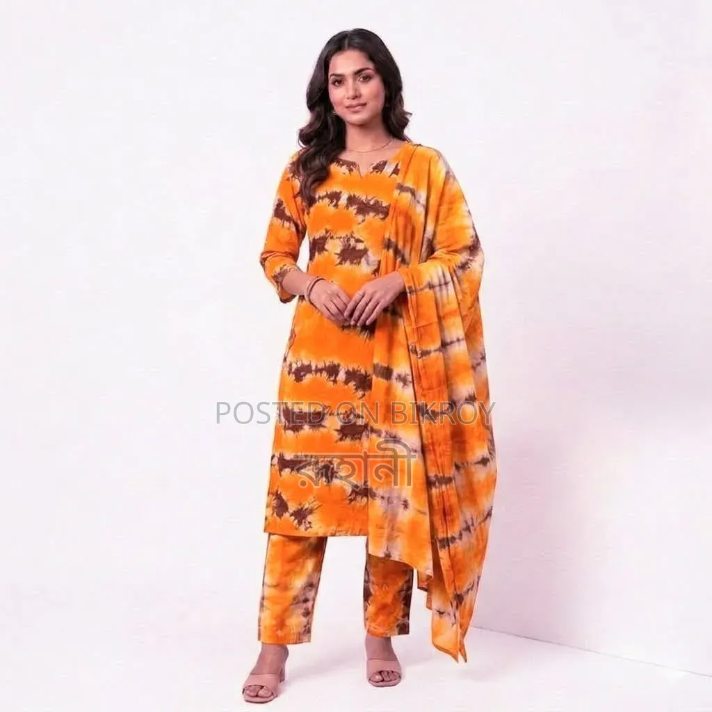 আকর্ষণীয় ট্র্যাডিশনাল বাটিক থ্রি-পিস (Batik Three Piece)