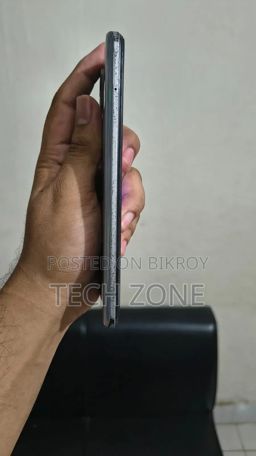 রিয়েলমি ১২৮ জিবি সিলভার