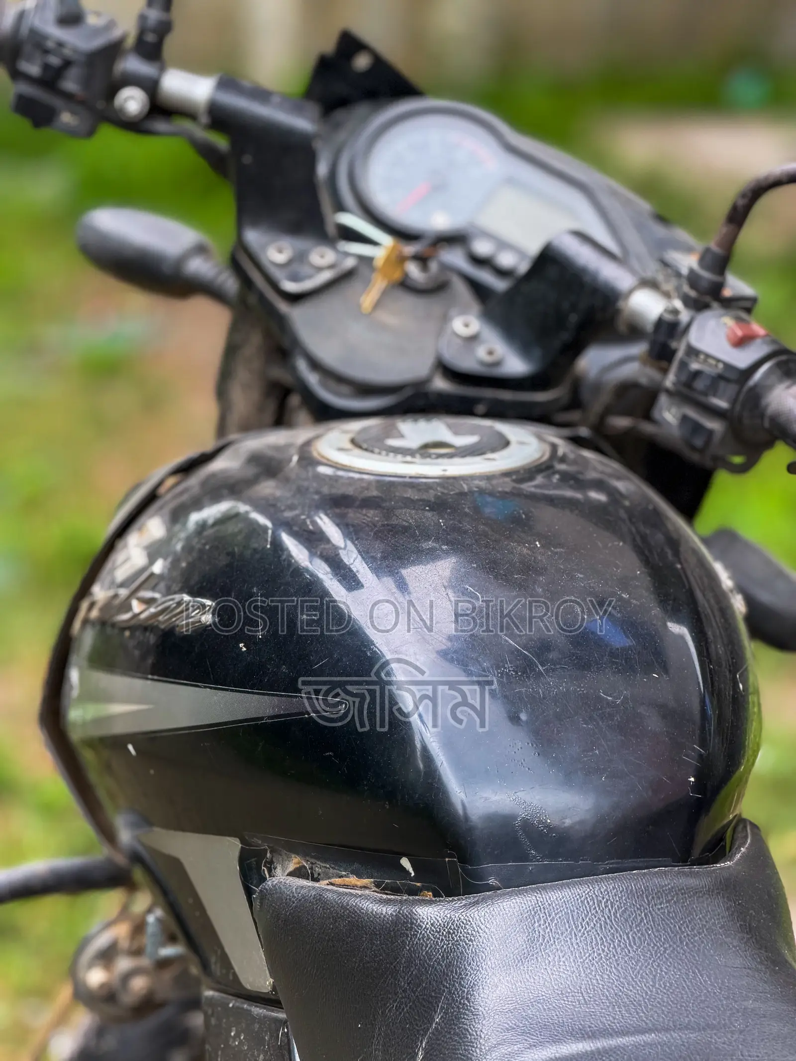 বাজাজ পালসার ১৫০ ২০১২ ব্ল্যাক