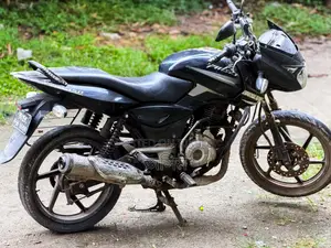 বাজাজ পালসার ১৫০ ২০১২ ব্ল্যাক