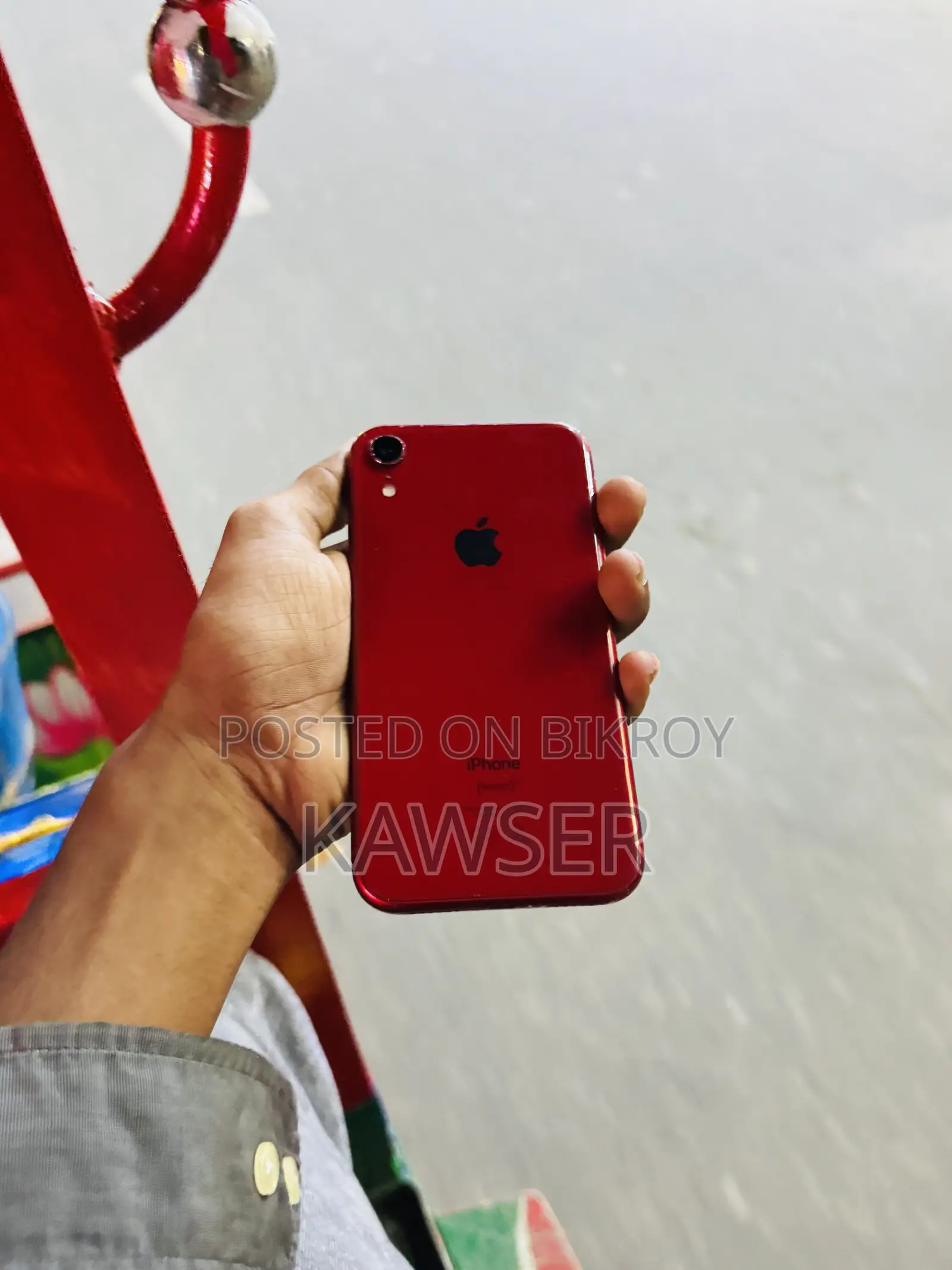 অ্যাপল আইফোন এক্সআর ১২৮ জিবি রেড