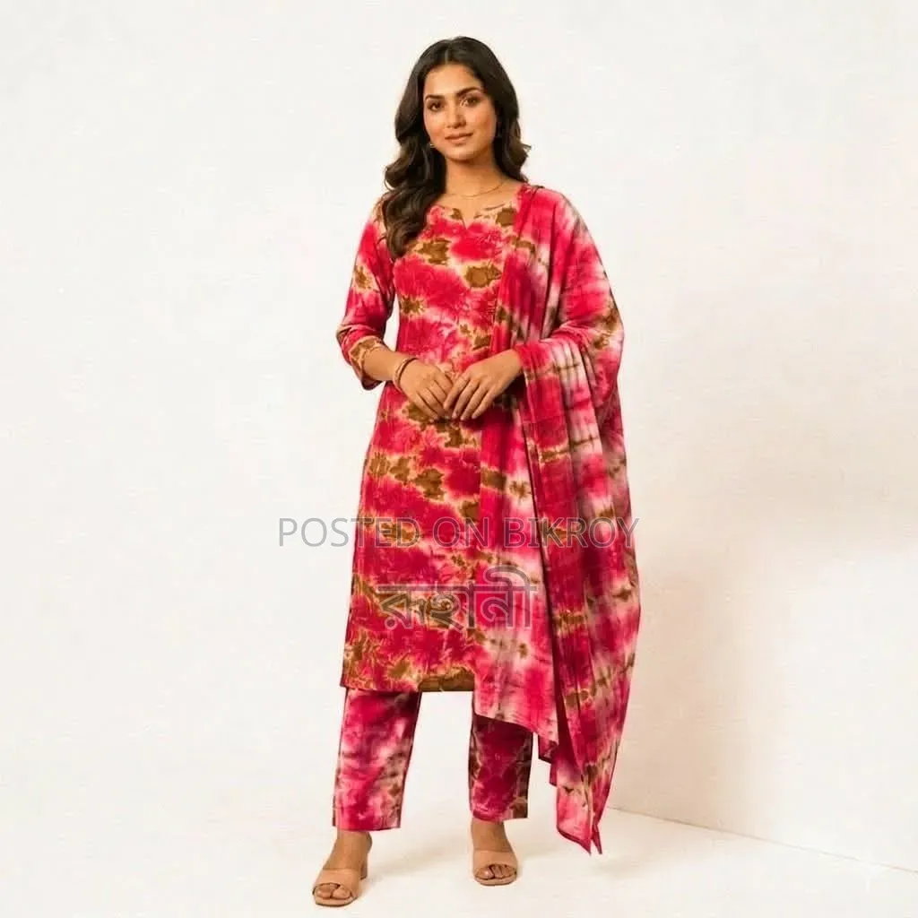 আকর্ষণীয় ট্র্যাডিশনাল বাটিক থ্রি-পিস (Batik Three Piece)