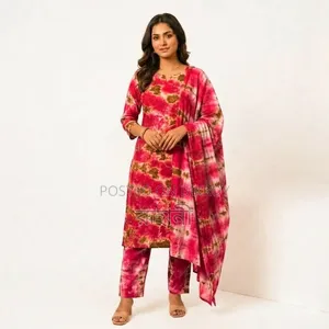 আকর্ষণীয় ট্র্যাডিশনাল বাটিক থ্রি-পিস (Batik Three Piece)