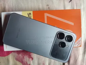 Tecno Spark 40 128 GB Silver