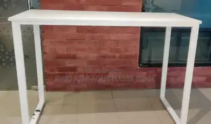 ওয়ার্ক স্টেশন