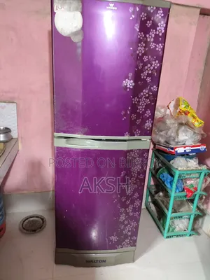 Walton 341 Liter Fridge