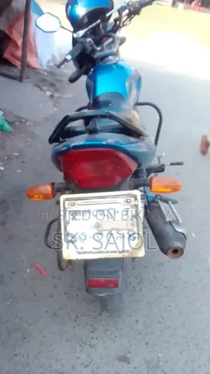 রানার বুলেট ১০০ ২০১৭ নীল