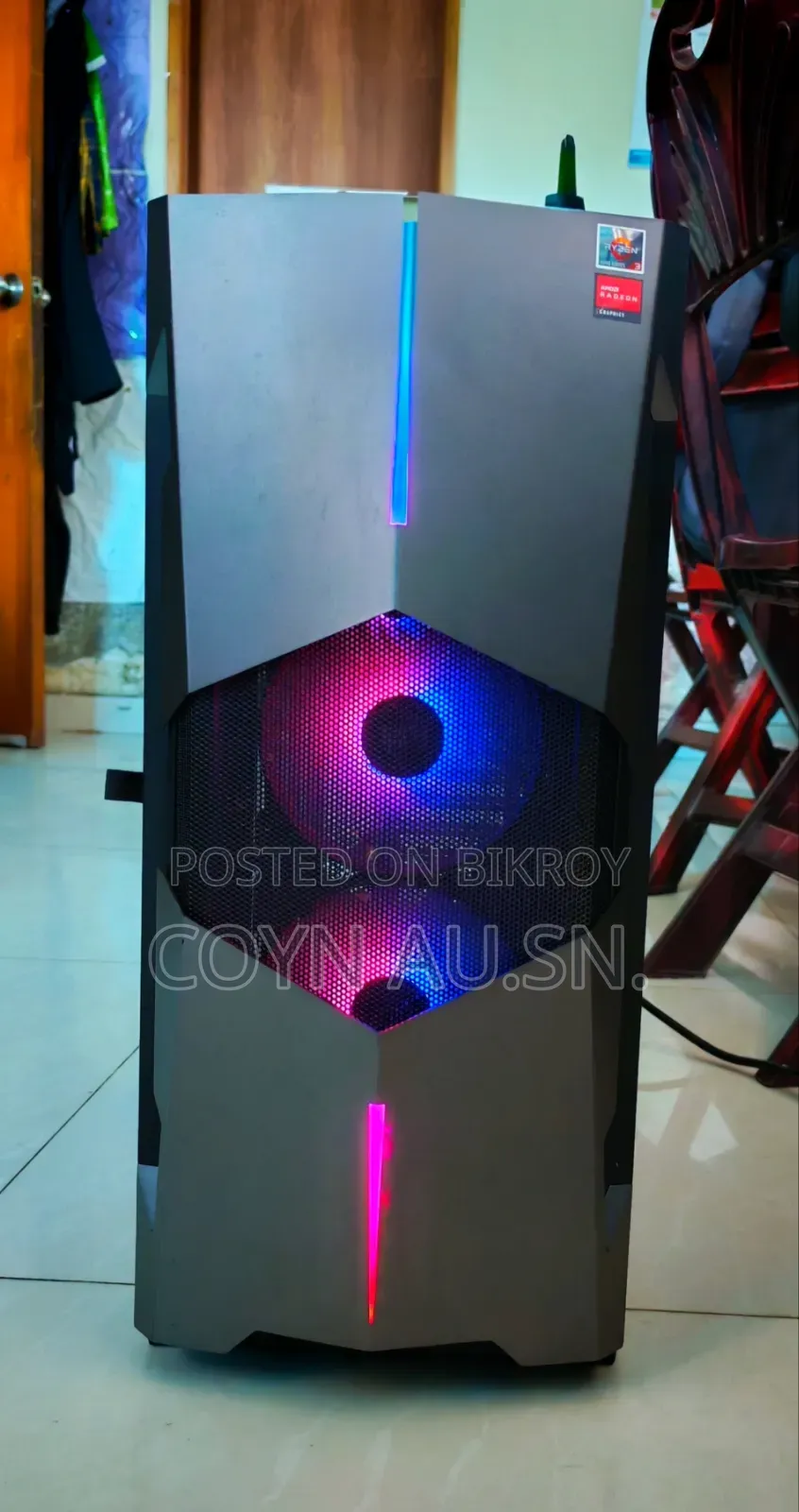 Gigabyte GB-BKi3A-7100 8GB AMD Ryzen 3 SSHD (Hybrid) 1T