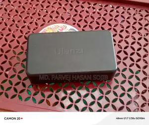 Ulanzi A100 Wireless Lavalier Microphone