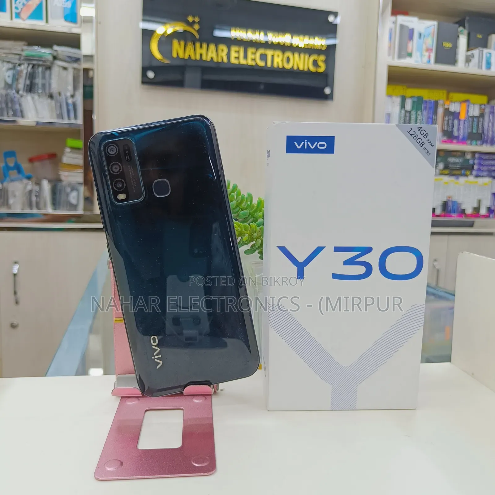 Vivo Y30 ১২৮ জিবি ব্ল্যাক