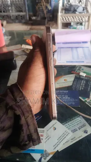 নতুন অ্যাপল আইফোন ১৬ প্রো ম্যাক্স ২৫৬ জিবি গোল্ড