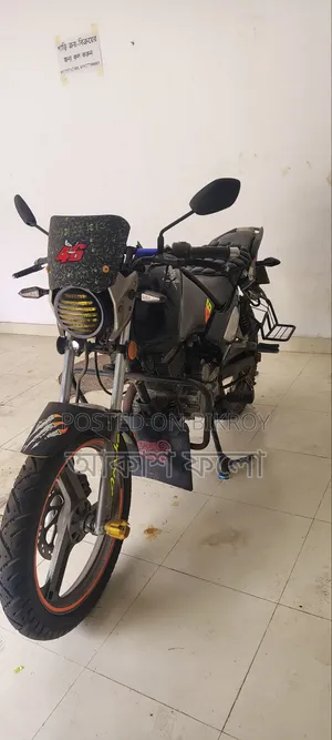 ওয়ালটন এক্সপ্লোর ১৪০ ২০১৮ কালো