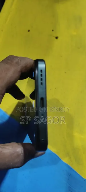 রিয়েলমি সি৮৫ প্রো ১২৮ জিবি সবুজ