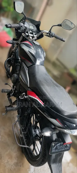 বাজাজ ডিসকভার ১২৫ ২০১৯ কালো
