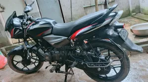 বাজাজ ডিসকভার ১২৫ ২০১৯ কালো
