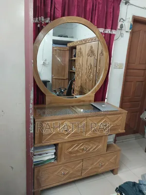 বিক্রয় হবে – ১০০% সেগুন কাঠের ড্রেসিং টেবিল