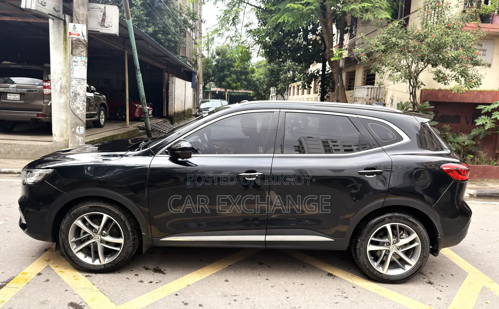 New MG HS Trophy 1.5T 2024 Black