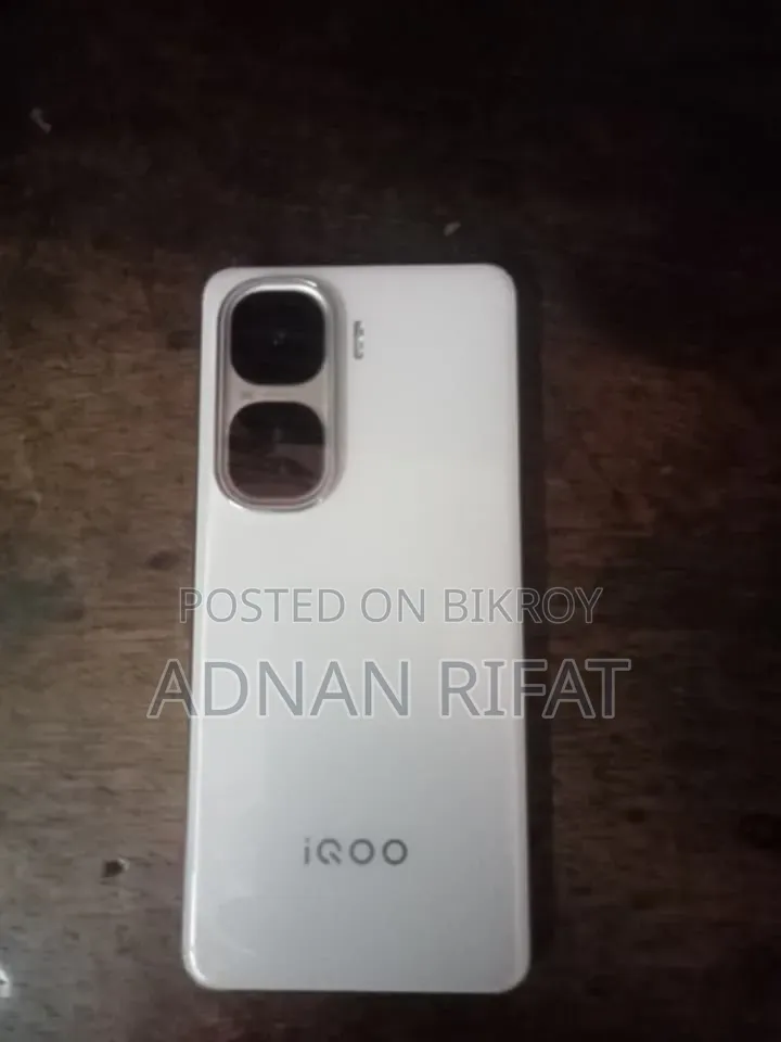 iQOO Neo11 256 GB White