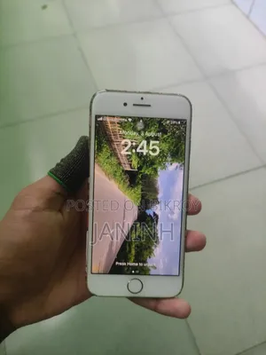 অ্যাপল আইফোন ৮ ৬৪ জিবি হোয়াইট