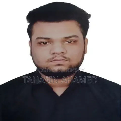 কম্পিউটার অপারেটর চাকরি খুঁজছি