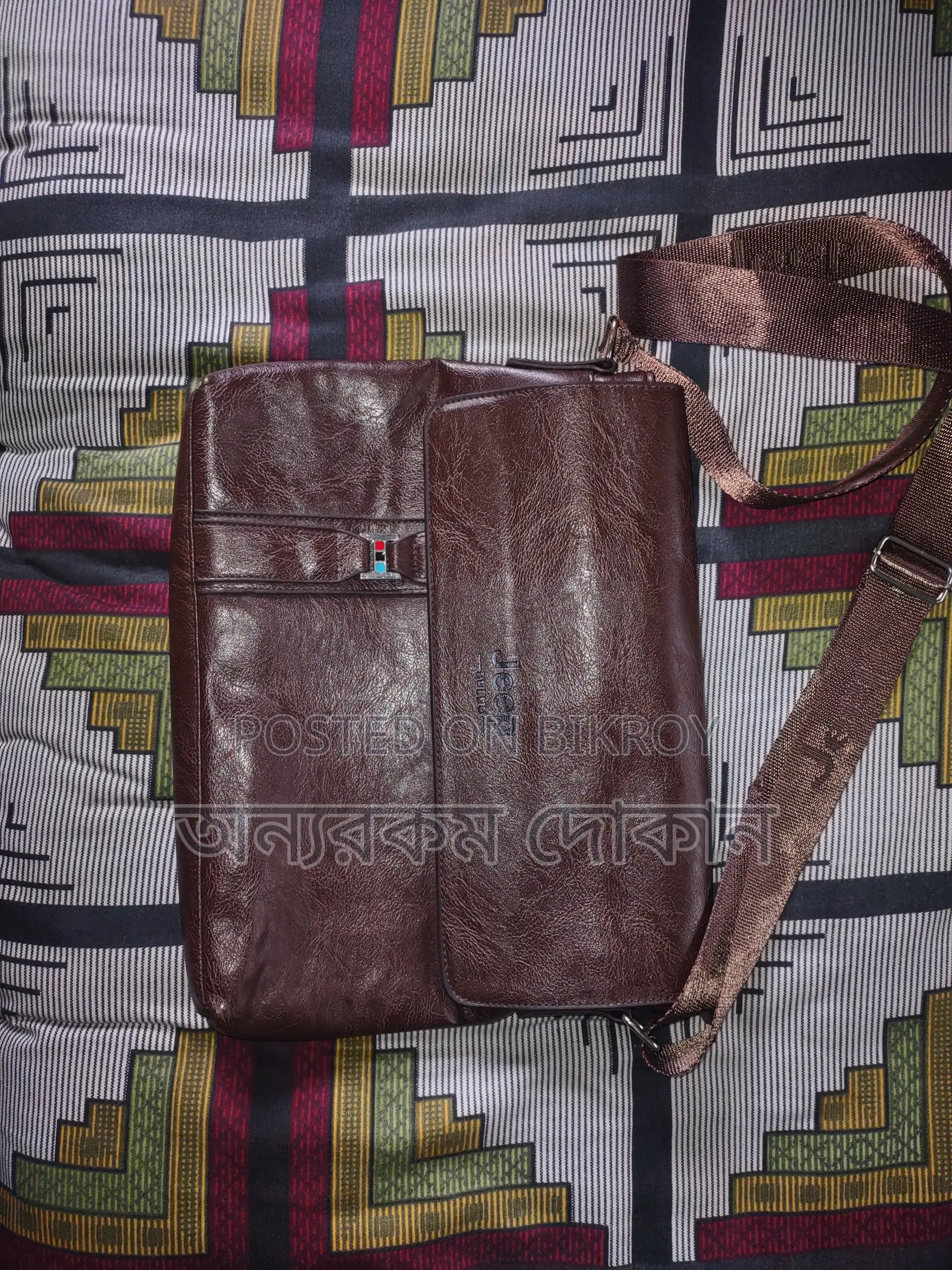 Cow Leather Men's Side Bag.