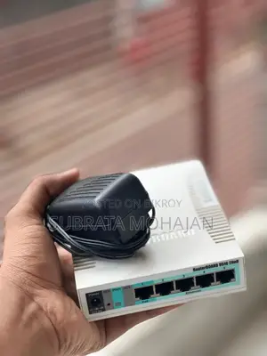 MikroTik RB951G-2HnD Gigabit Wireless Router