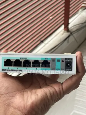 MikroTik RB951G-2HnD Gigabit Wireless Router