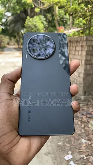 টেকনো ক্যামন ৩০ ২৫৬ জিবি ব্ল্যাক